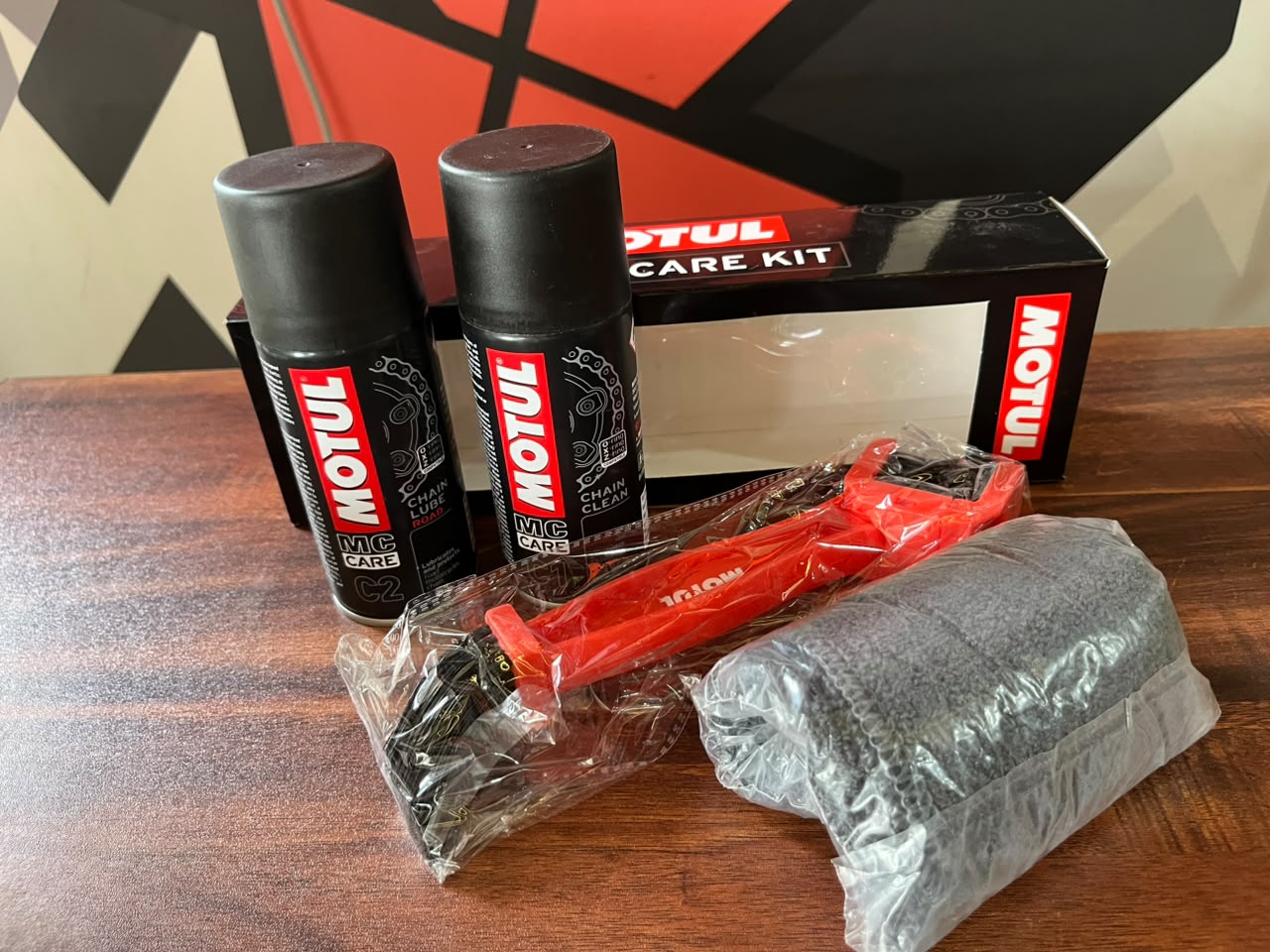 Motul Chain Care Kit